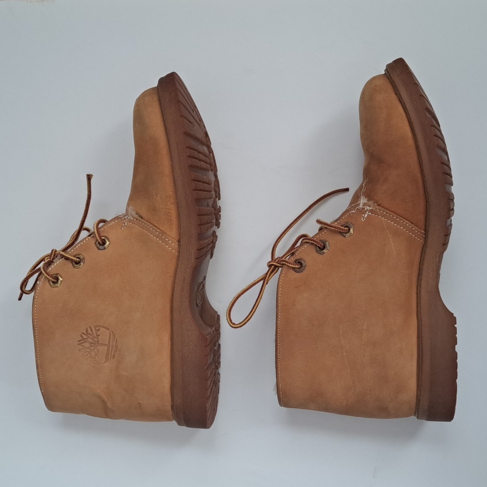 Timberland boots with fur inside size 8.5